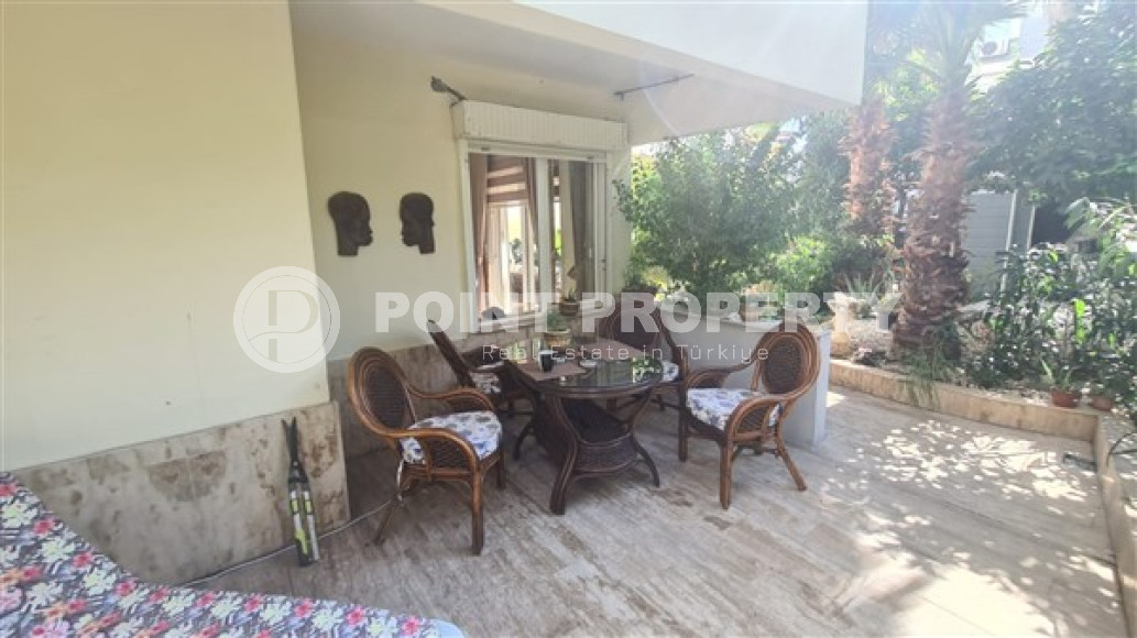 Three-room apartment, 90m², 200m from the sea in a cozy complex in the center of Oba, Alanya-id-2141-photo-13