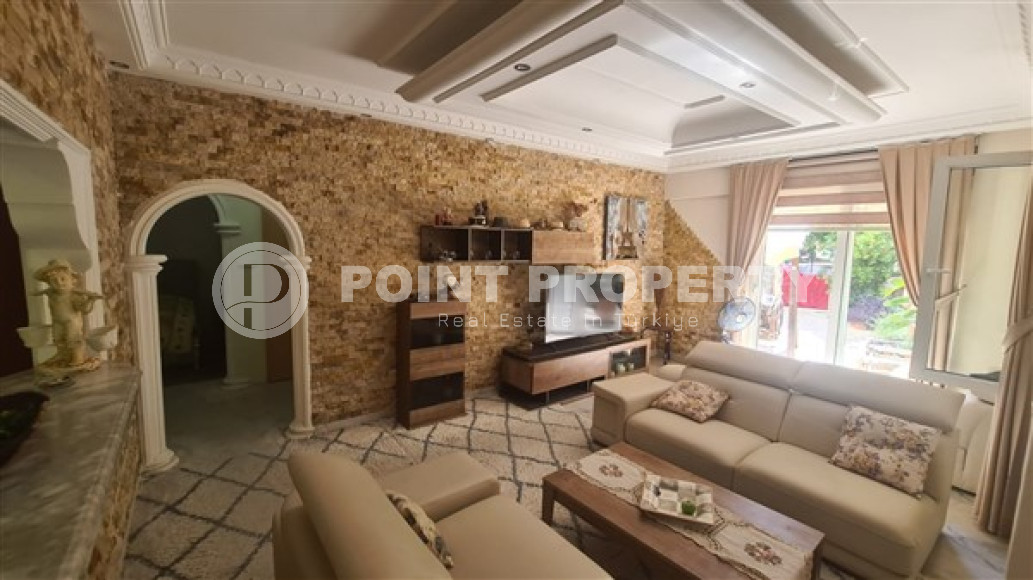 Three-room apartment, 90m², 200m from the sea in a cozy complex in the center of Oba, Alanya-id-2141-photo-19