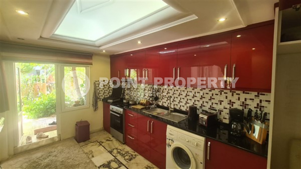 Three-room apartment, 90m², 200m from the sea in a cozy complex in the center of Oba, Alanya-id-2141-photo-20