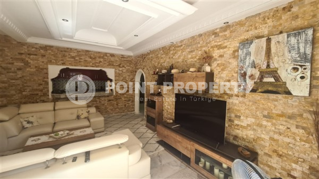 Three-room apartment, 90m², 200m from the sea in a cozy complex in the center of Oba, Alanya-id-2141-photo-22