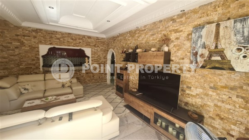 Three-room apartment, 90m², 200m from the sea in a cozy complex in the center of Oba, Alanya-id-2141-photo-24
