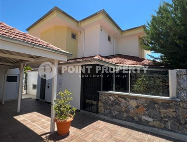 Private furnished villa 3+2, 330m², with private pool in Alanya Oba.-id-2145-photo-2