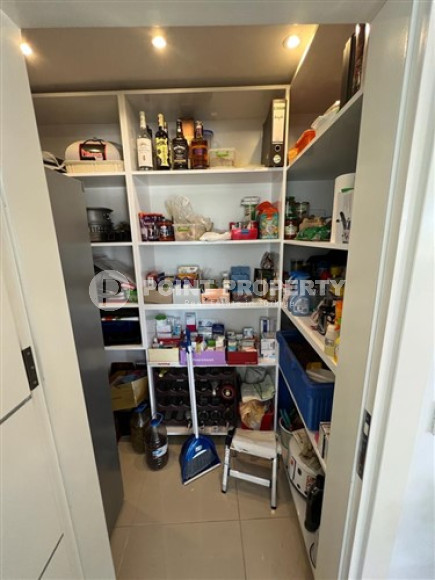 Private furnished villa 3+2, 330m², with private pool in Alanya Oba.-id-2145-photo-15