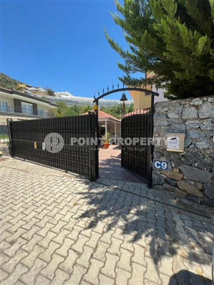 Private furnished villa 3+2, 330m², with private pool in Alanya Oba.-id-2145-photo-20