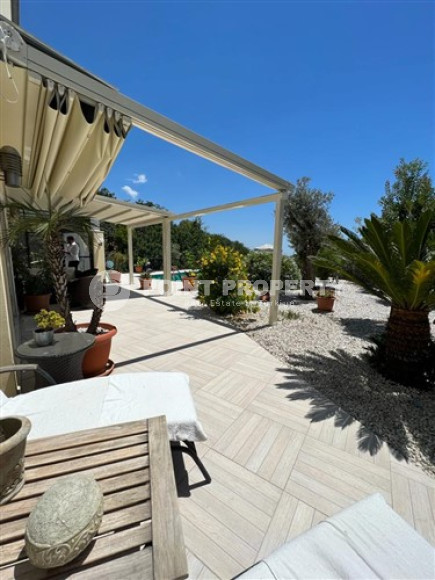 Private furnished villa 3+2, 330m², with private pool in Alanya Oba.-id-2145-photo-22