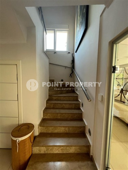 Private furnished villa 3+2, 330m², with private pool in Alanya Oba.-id-2145-photo-25