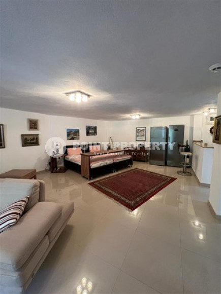 Private furnished villa 3+2, 330m², with private pool in Alanya Oba.-id-2145-photo-30