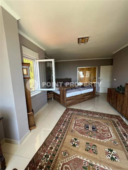 Private furnished villa 3+2, 330m², with private pool in Alanya Oba.-id-2145-photo-35