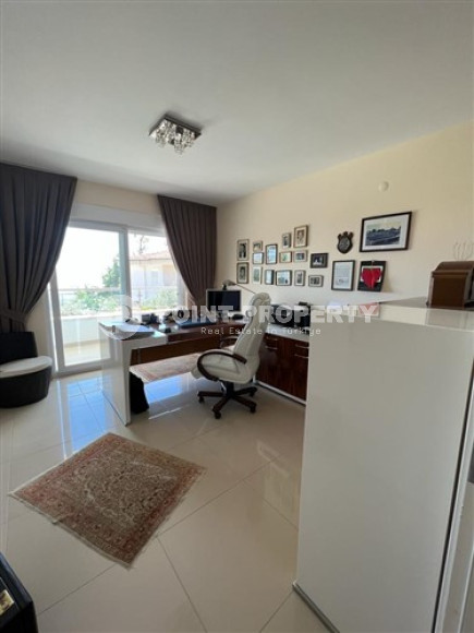 Private furnished villa 3+2, 330m², with private pool in Alanya Oba.-id-2145-photo-42