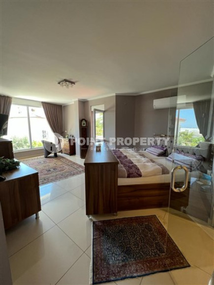 Private furnished villa 3+2, 330m², with private pool in Alanya Oba.-id-2145-photo-43