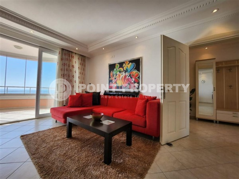 Готовая к проживанию, видовая квартира с двумя спальнями, 120м², в 500м от моря в районе Тосмур, Аланья-id-2160-фото-4