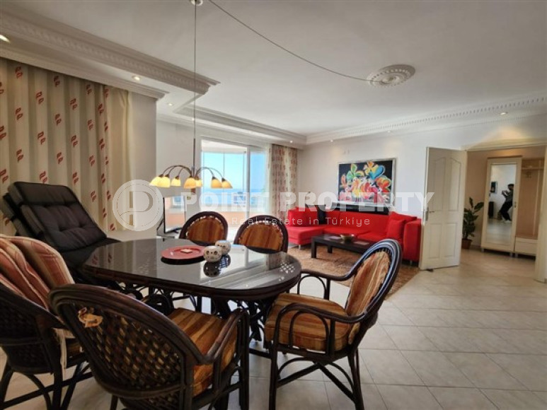 Готовая к проживанию, видовая квартира с двумя спальнями, 120м², в 500м от моря в районе Тосмур, Аланья-id-2160-фото-5