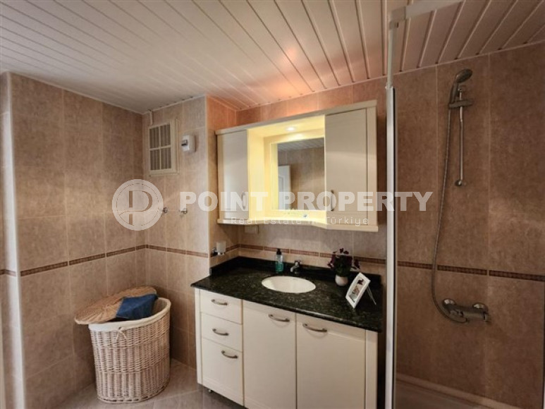 Готовая к проживанию, видовая квартира с двумя спальнями, 120м², в 500м от моря в районе Тосмур, Аланья-id-2160-фото-10