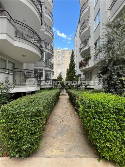 Недвижимость в центре района Оба: трехкомнатная меблированная квартира,110м². в 400м от моря, Алания.-id-2164-фото-3