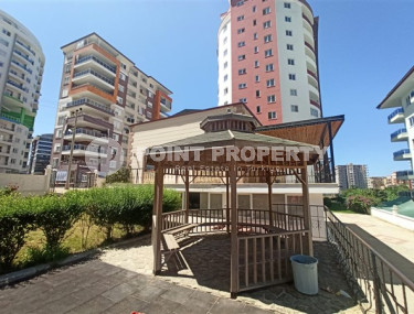 Просторная квартира с одной спальней, 65м², с видом на горы в 750м от моря в Махмутларе, Алания-id-2165-фото-2