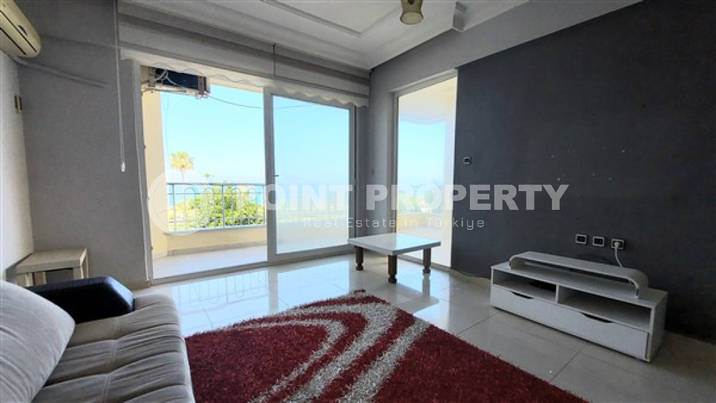 Three-room apartment with separate kitchen, 125m², on the first coastline in Mahmutlar, Alanya-id-2169-photo-5