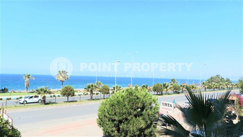 Three-room apartment with separate kitchen, 125m², on the first coastline in Mahmutlar, Alanya-id-2169-photo-9