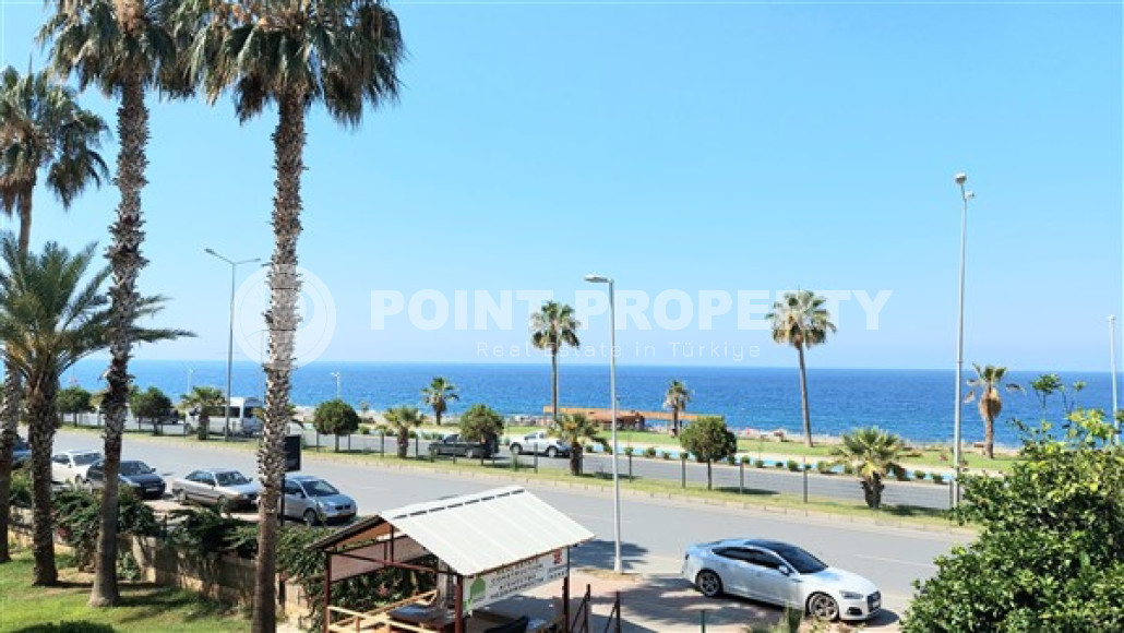 Three-room apartment with separate kitchen, 125m², on the first coastline in Mahmutlar, Alanya-id-2169-photo-19