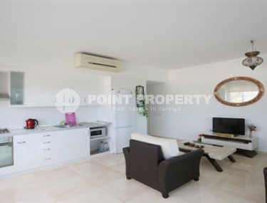 Уютная трехкомнатная квартира, 105м², в резиденции с инфраструктурой в районе Алании Конаклы-id-2173-фото-2