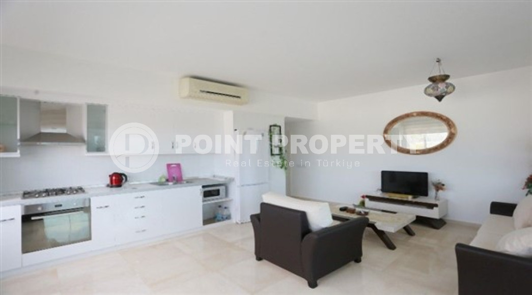 Уютная трехкомнатная квартира, 105м², в резиденции с инфраструктурой в районе Алании Конаклы-id-2173-фото-2