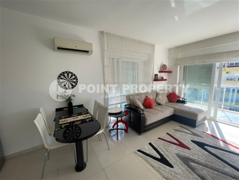 Ready to move in, apartment 1+1, 65m², in a complex with a swimming pool 300m from the sea in Oba, Alanya-id-2174-photo-3