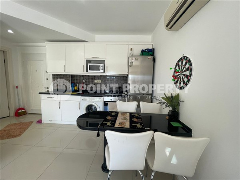 Ready to move in, apartment 1+1, 65m², in a complex with a swimming pool 300m from the sea in Oba, Alanya-id-2174-photo-7