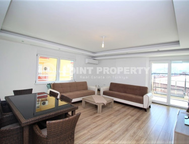 Four-room apartment, 190m², in a complex with a swimming pool in the center of Alanya, 900m from the sea.-id-2178-photo-2