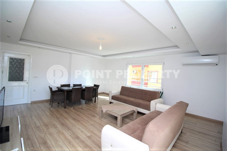 Four-room apartment, 190m², in a complex with a swimming pool in the center of Alanya, 900m from the sea.-id-2178-photo-3