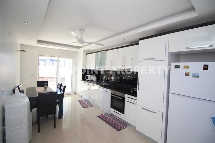Four-room apartment, 190m², in a complex with a swimming pool in the center of Alanya, 900m from the sea.-id-2178-photo-5