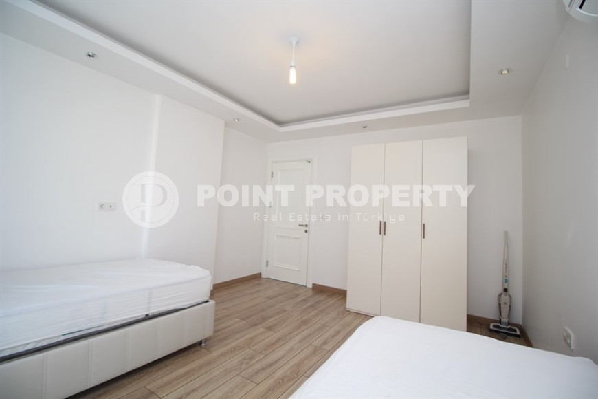 Four-room apartment, 190m², in a complex with a swimming pool in the center of Alanya, 900m from the sea.-id-2178-photo-11