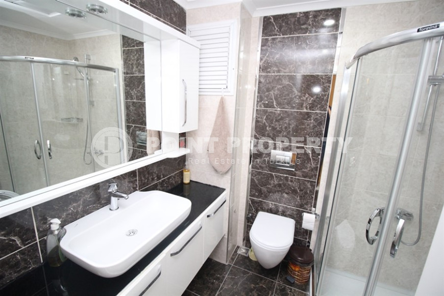 Four-room apartment, 190m², in a complex with a swimming pool in the center of Alanya, 900m from the sea.-id-2178-photo-17