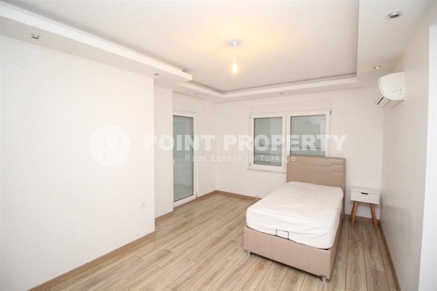 Four-room apartment, 190m², in a complex with a swimming pool in the center of Alanya, 900m from the sea.-id-2178-photo-19