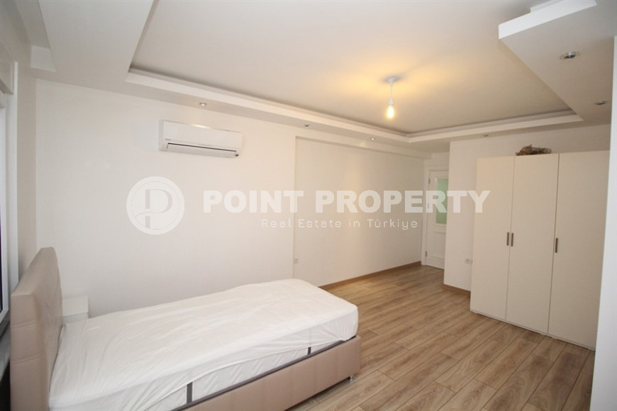 Four-room apartment, 190m², in a complex with a swimming pool in the center of Alanya, 900m from the sea.-id-2178-photo-20