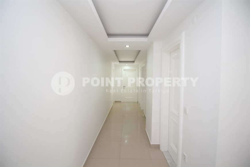 Four-room apartment, 190m², in a complex with a swimming pool in the center of Alanya, 900m from the sea.-id-2178-photo-23