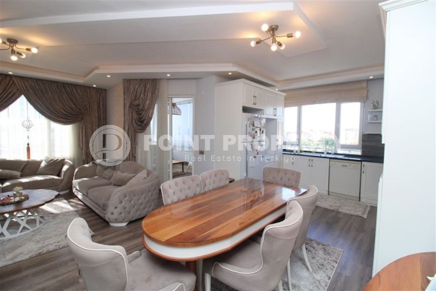 Three-room apartment, 120 m², in the very center of Alanya, 350 meters from Cleopatra Beach-id-2179-photo-3