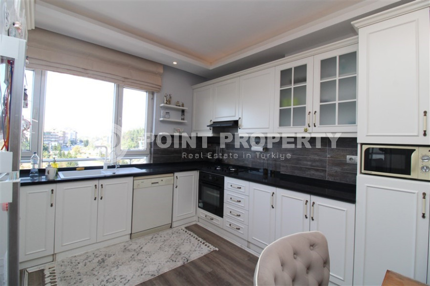 Three-room apartment, 120 m², in the very center of Alanya, 350 meters from Cleopatra Beach-id-2179-photo-5