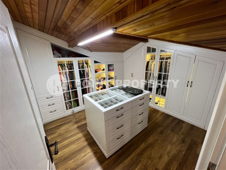 Пятикомнатный пентхаус, 250м², с видом на Аланийскую крепость в центре Алании, в 1000м от моря-id-2183-фото-26