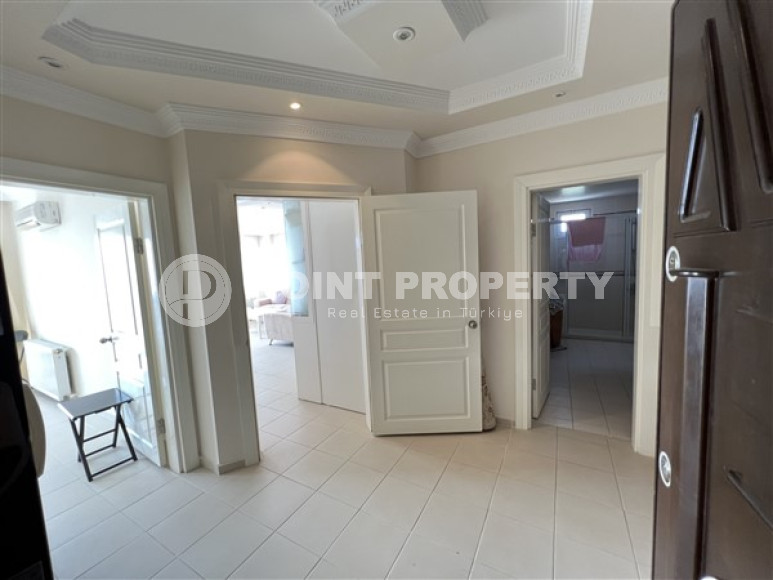 Пятикомнатная квартира, 245м², с мебелью и техникой в районе Алании Демирташ, 950м до моря-id-2184-фото-3