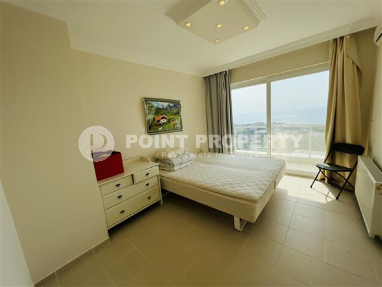 Пятикомнатная квартира, 245м², с мебелью и техникой в районе Алании Демирташ, 950м до моря-id-2184-фото-12