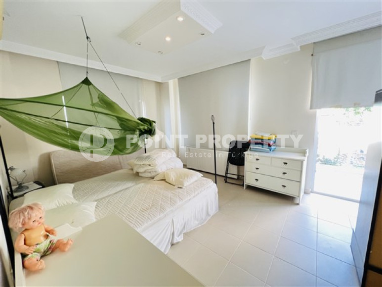 Пятикомнатная квартира, 245м², с мебелью и техникой в районе Алании Демирташ, 950м до моря-id-2184-фото-15