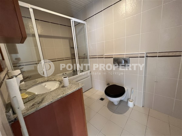 Пятикомнатная квартира, 245м², с мебелью и техникой в районе Алании Демирташ, 950м до моря-id-2184-фото-22