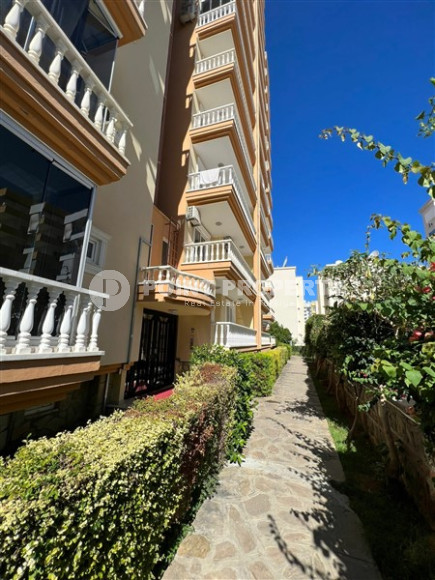 Furnished two bedroom apartment, 135m², in Mahmutlar, Alanya, 250 meters from the sea-id-2185-photo-5