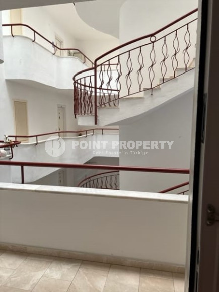 Уютная двухкомнатная квартира в резиденции с бассейном, в 300м от моря в районе Алании Тосмур-id-2186-фото-17