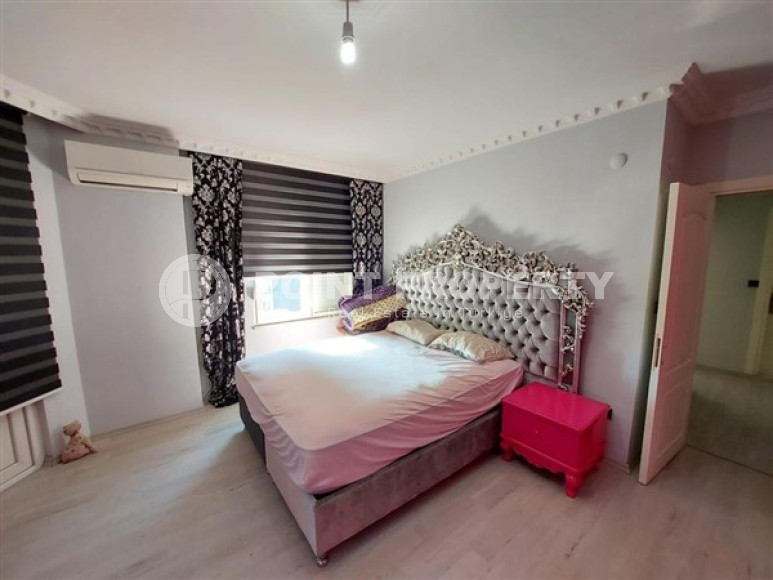 Spacious three bedroom apartment, 170m², 350m from the sea in Alanya - Oba-id-2188-photo-10