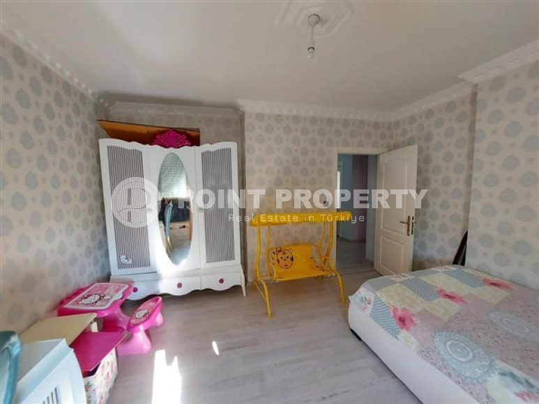 Spacious three bedroom apartment, 170m², 350m from the sea in Alanya - Oba-id-2188-photo-18