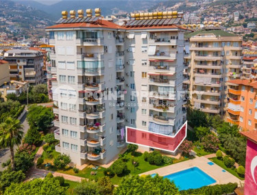 Four-room apartment, 175m², in a complex with a swimming pool in the center of Alanya, 800m from the sea.-id-2195-photo-1