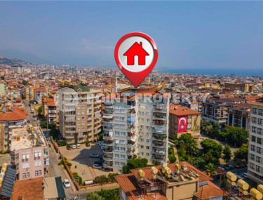 Four-room apartment, 175m², in a complex with a swimming pool in the center of Alanya, 800m from the sea.-id-2195-photo-2