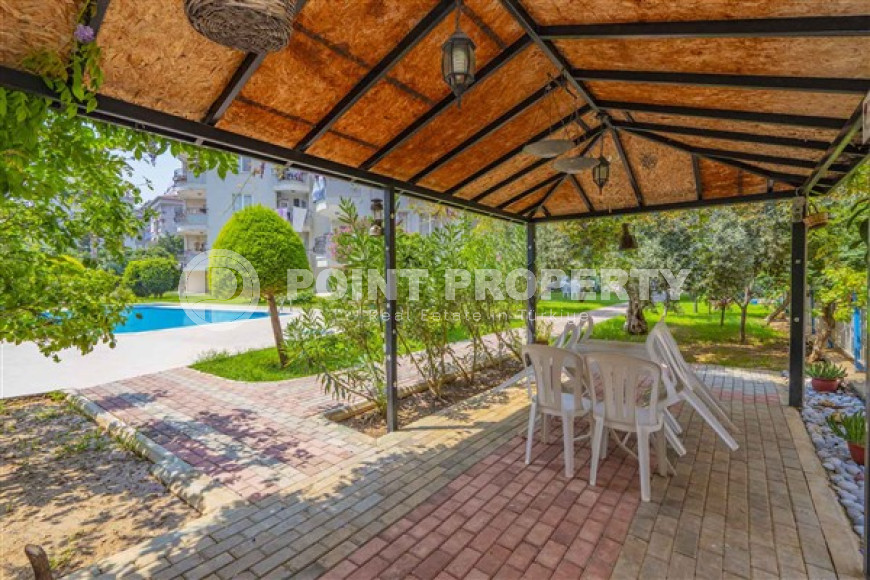 Four-room apartment, 175m², in a complex with a swimming pool in the center of Alanya, 800m from the sea.-id-2195-photo-8