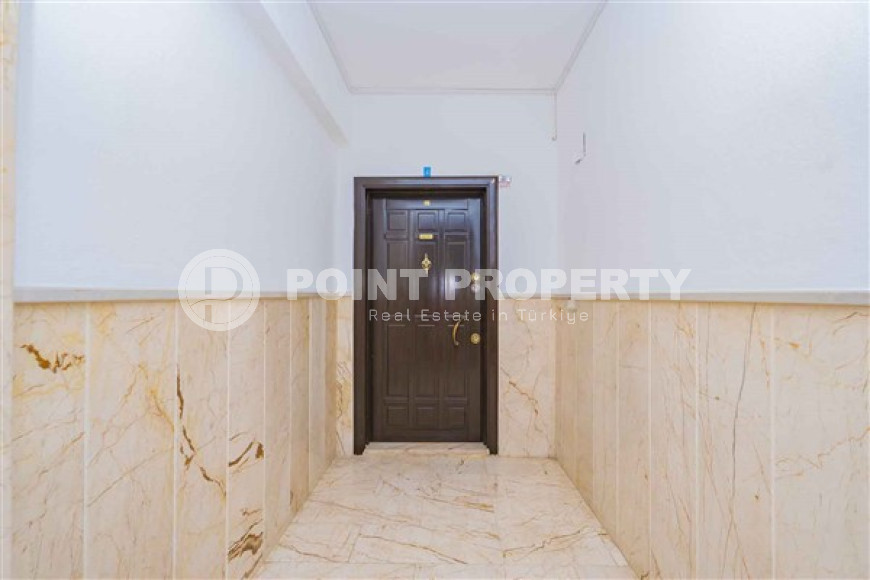 Four-room apartment, 175m², in a complex with a swimming pool in the center of Alanya, 800m from the sea.-id-2195-photo-12