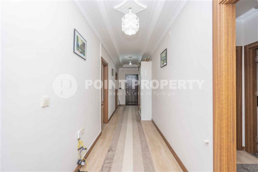 Four-room apartment, 175m², in a complex with a swimming pool in the center of Alanya, 800m from the sea.-id-2195-photo-15